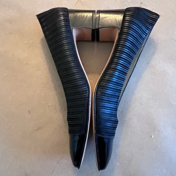 Salvatore Ferragamo Women’s Striped Block Heels Black Shoes Size 9 DQ68961 - Picture 5 of 9